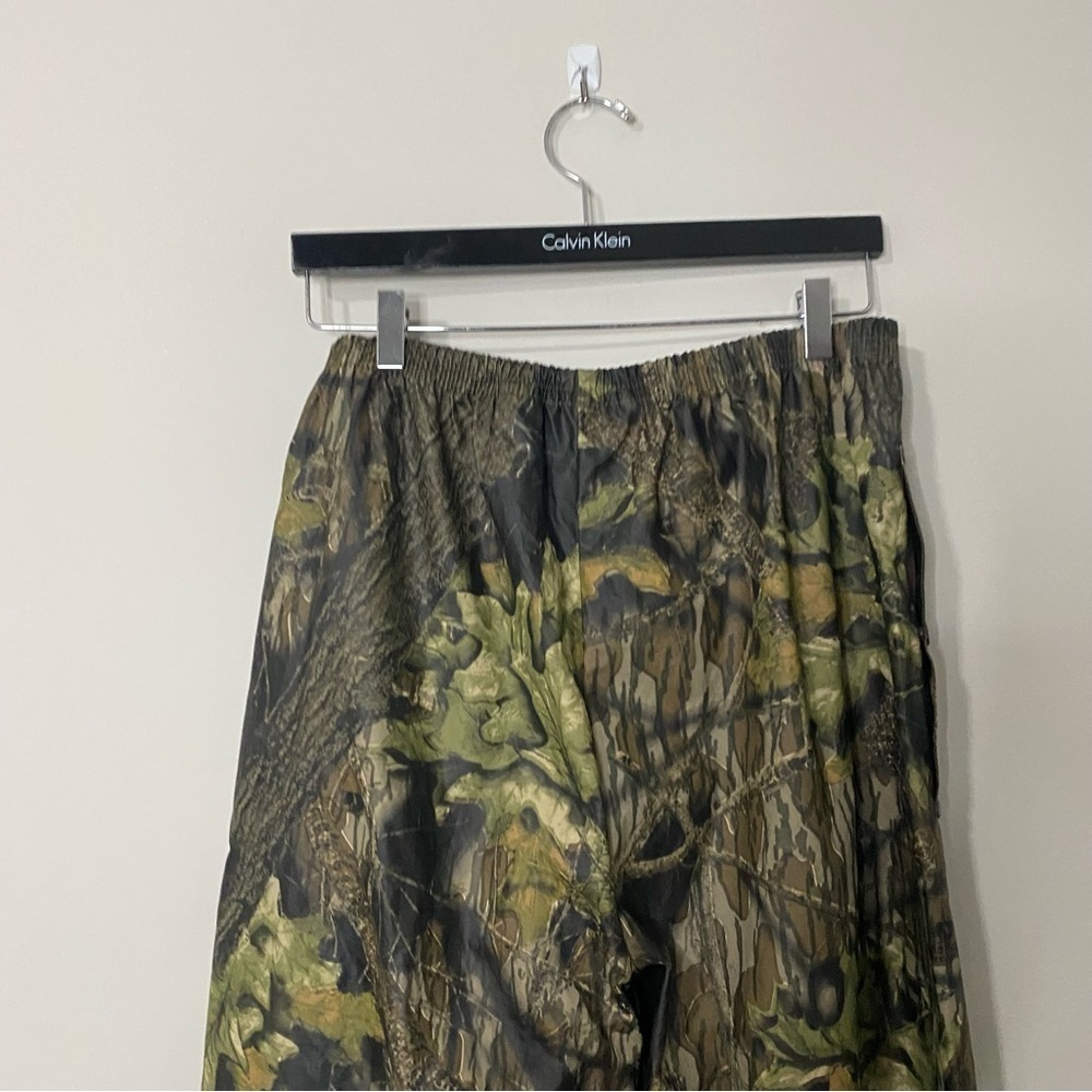 [Columbia] Men's Large Camo Windbreaker Track Pants - Picture 7 of 8